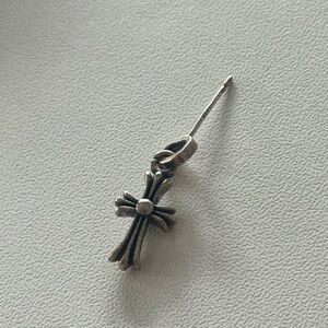 chrome heart single earring